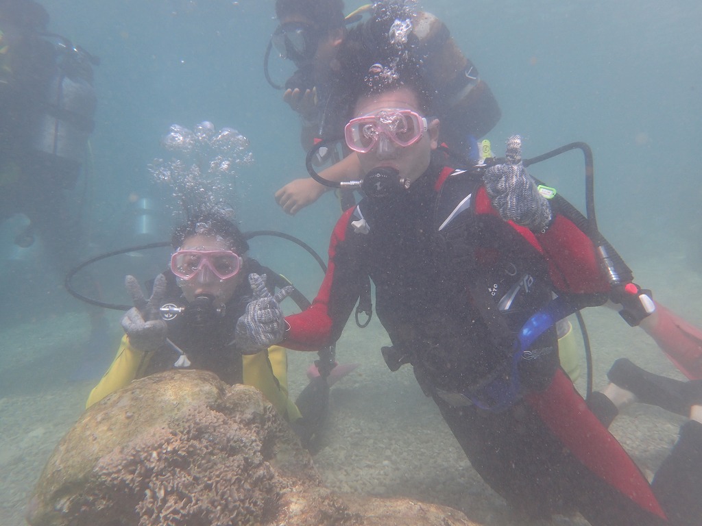 10月18日 熱帶魚線路8人體驗潛水