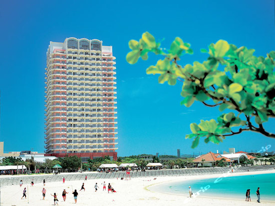 冲绳沙滩塔酒店